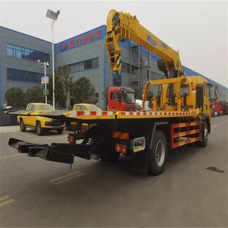 嵊州附近小随车吊出租电话，轻松解决搬运烦恼