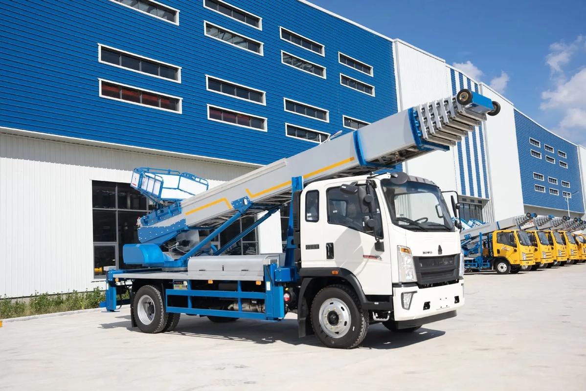 嵊州出租云梯车高空作业车 建筑垃圾搬运