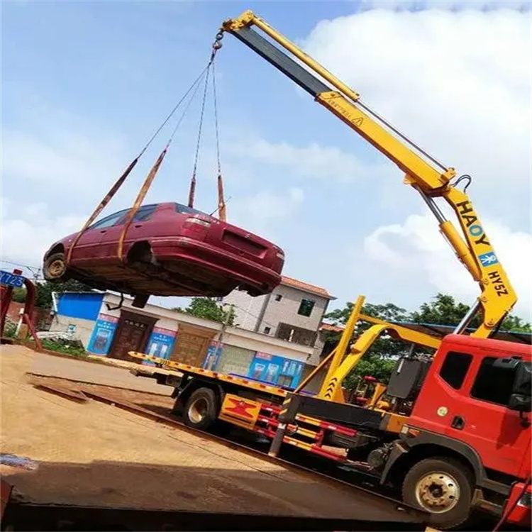 嵊州吊车吊汽车的正确方法